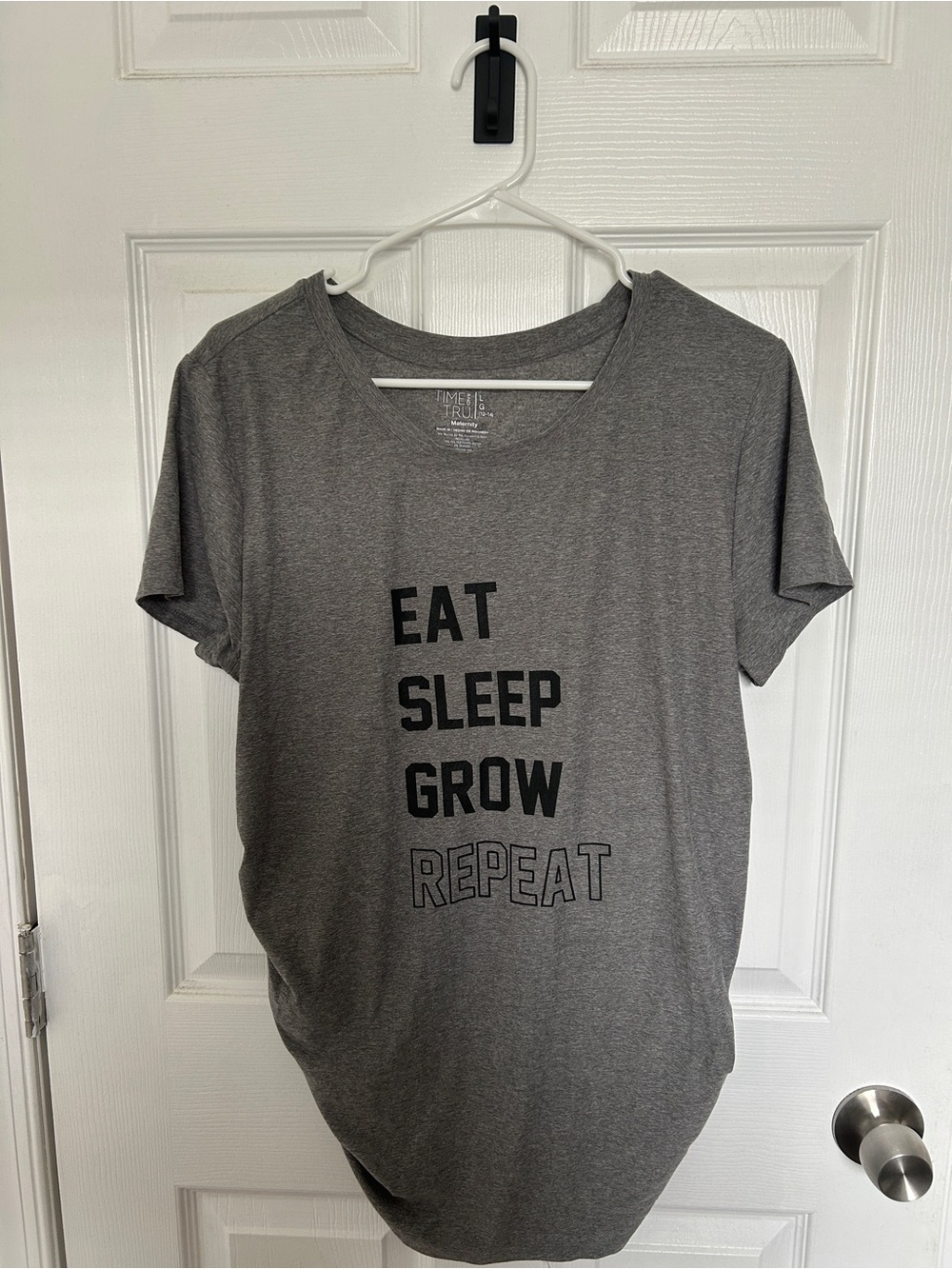 Time and Tru Gray Short Sleeve Graphic Tee - Eat Sleep Grow Repeat